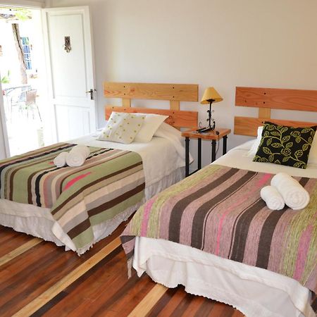 Hostal Petit Verdot Santa Cruz Quarto foto