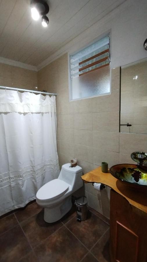 Hostal Petit Verdot Santa Cruz Quarto foto